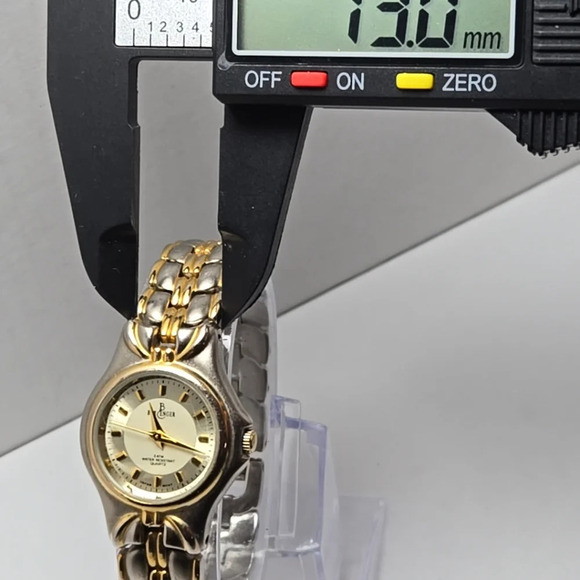 Womens Berenger 25mm Gold Watch 1 Micron 16/23 kt Solid Brass Case New Battery - Picture 5 of 9